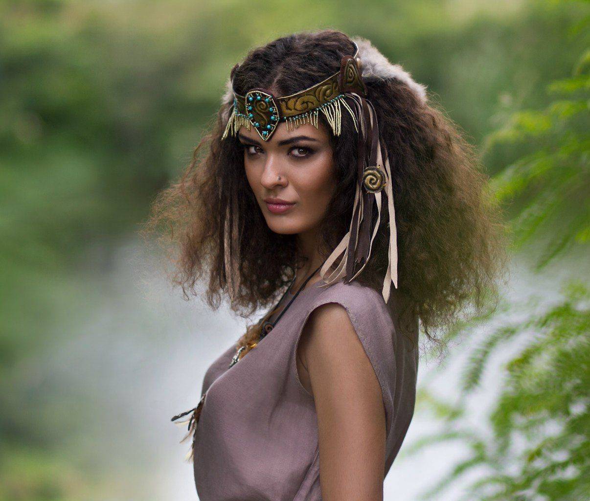 , Златовласка Виктория