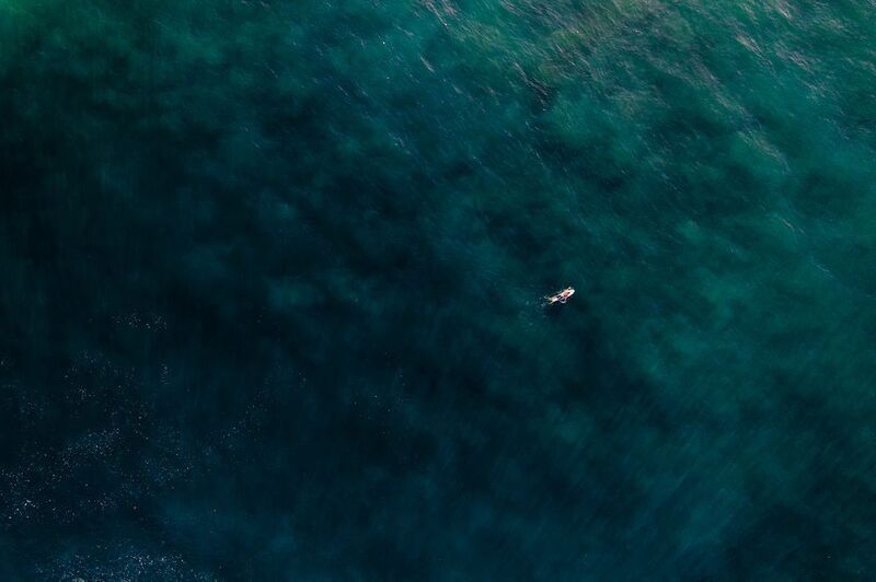 Шри-Ланка, Sri Lanka, серфинг, сёрфинг, surfing Одинокий сёрфер фото превью