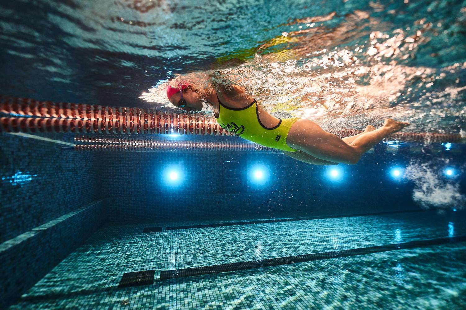 #подводнаясъемка #спорт #плаванье #фридайвинг #бассейн #дайвинг #движение, Карчевский Павел