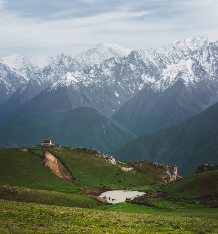 Высоко в горах Ингушетии фото превью