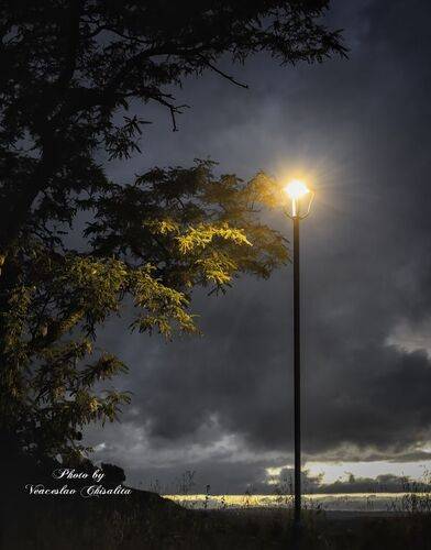 Night. Before the rain