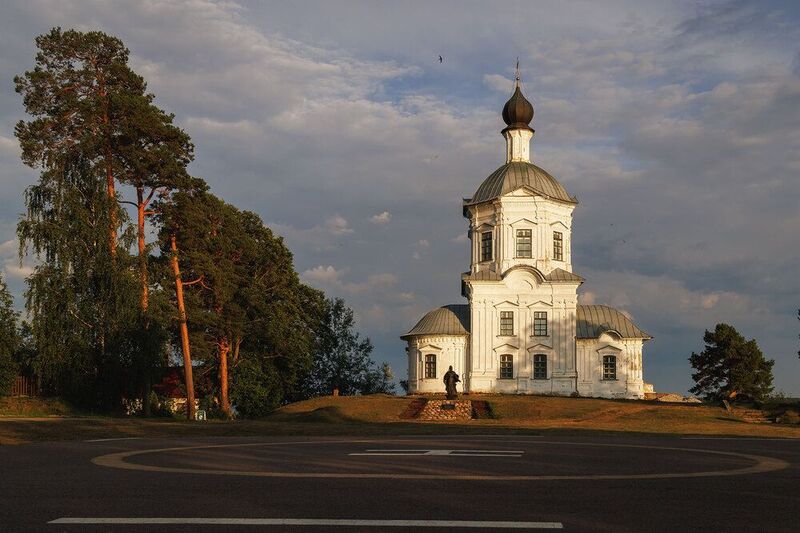 Крестовоздвиженский храм. Нило-Столбенская пустынь фото превью