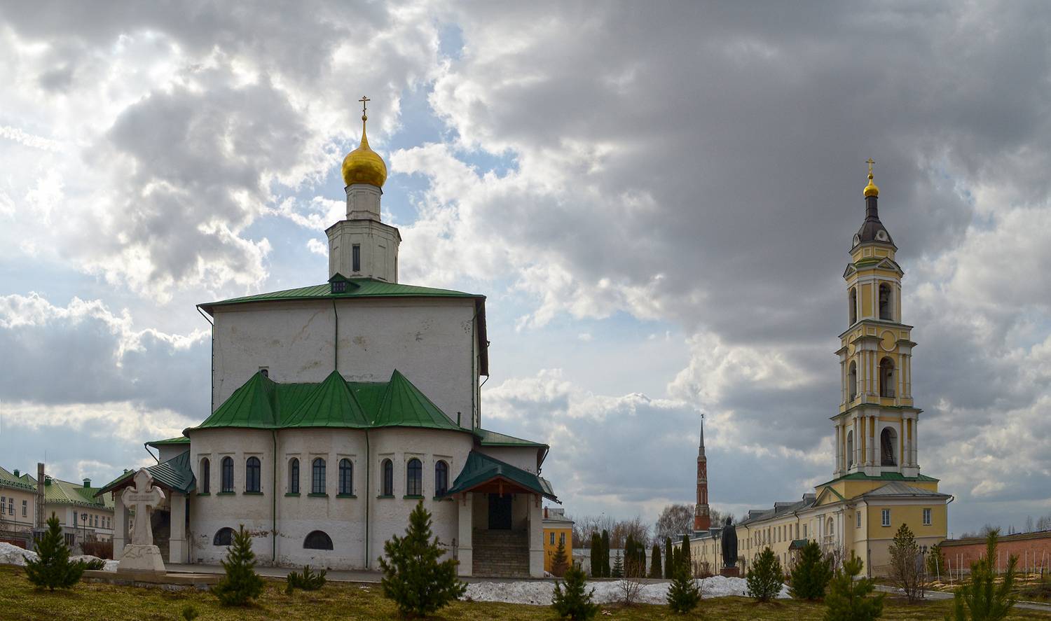 коломна,  богоявленский старо-голутвин монастырь, собор богоявления господня, колокольня  старо-голутвина монастыря, КарОл