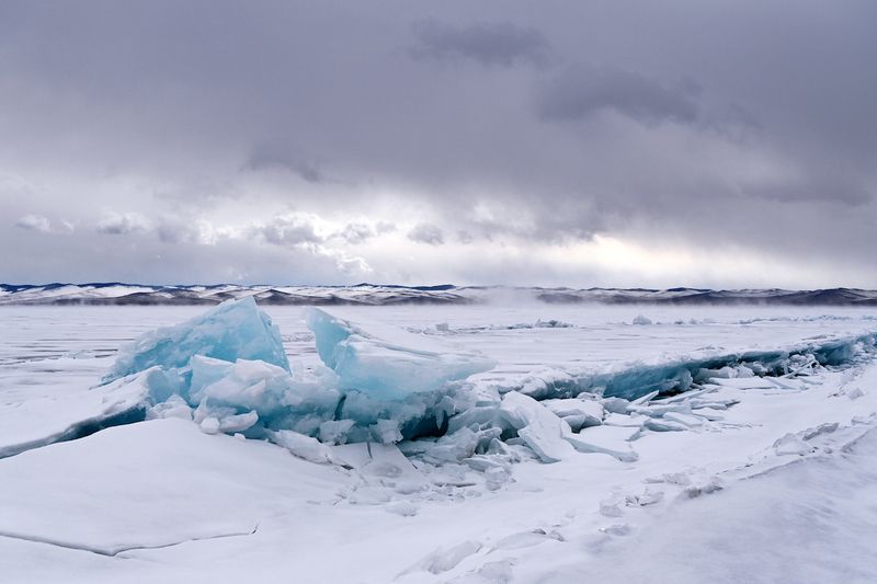 Вокруг голубой льдины фото превью