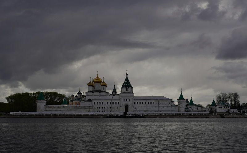 Monastery фото превью