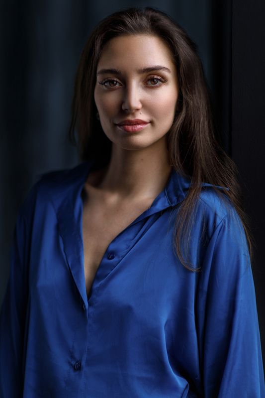 девушка, взгляд, портрет, студия Лиза фото превью