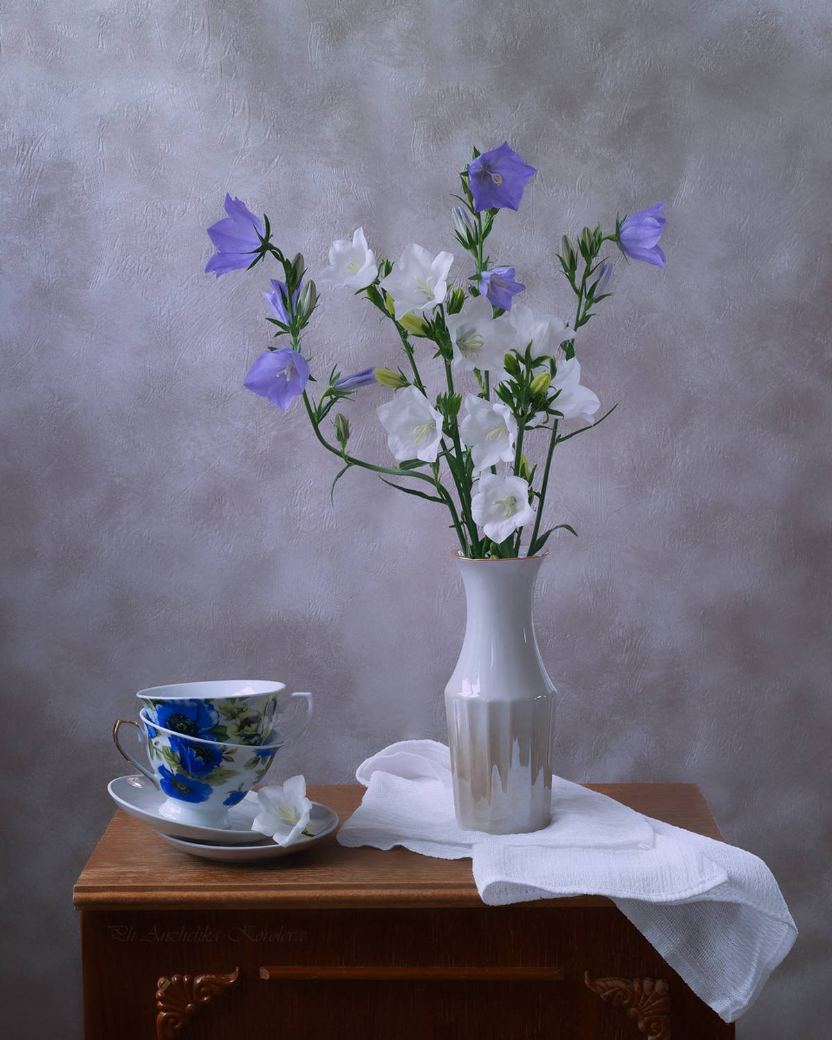 , Анжелика Королева