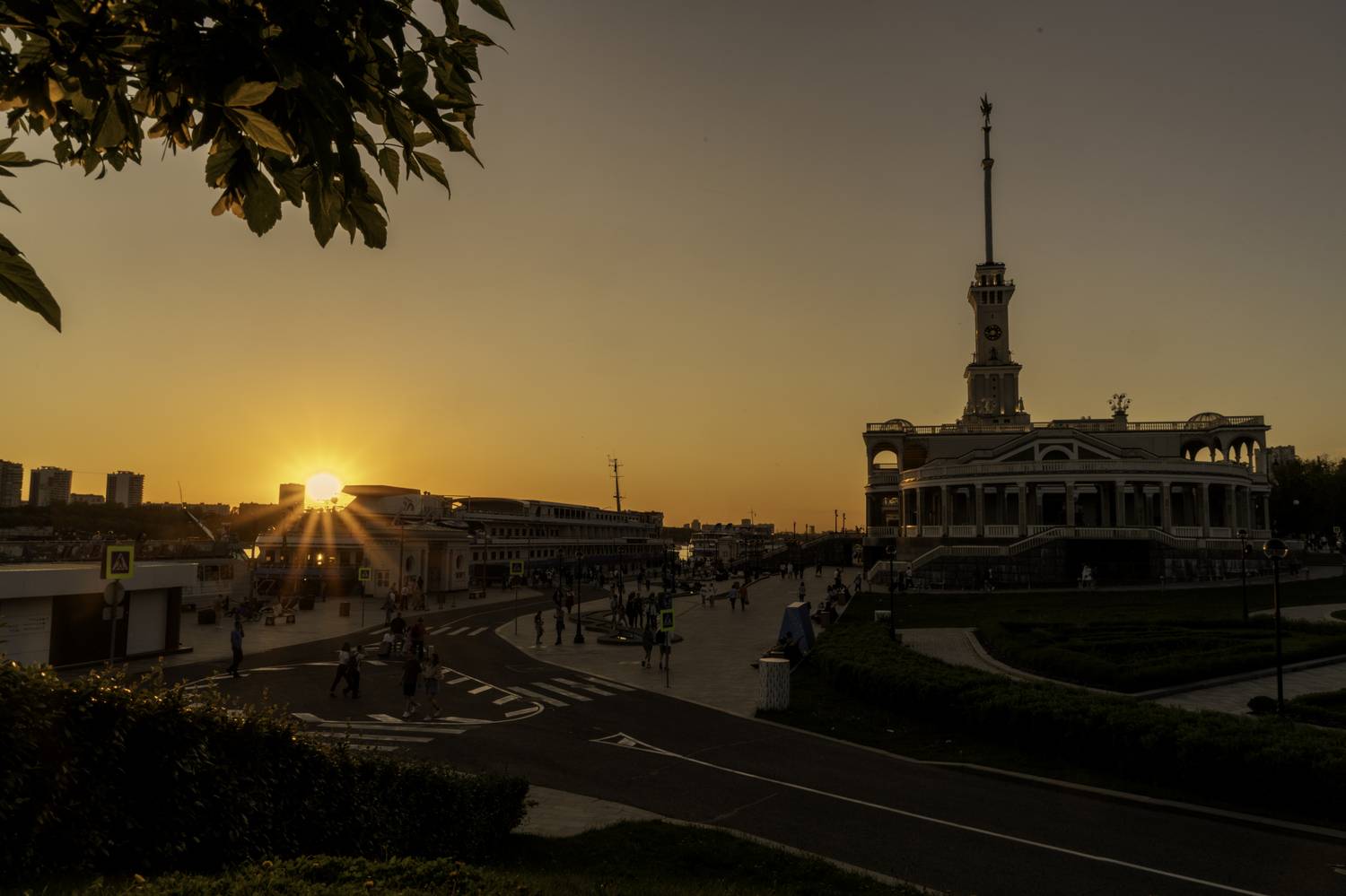 Москва, Химкинское водохранилище, Северный Речной Вокзал, закат, Гаврилов Юрий