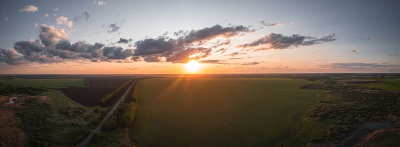 поля, закат, облака, дорога Тамбовщина  фото превью