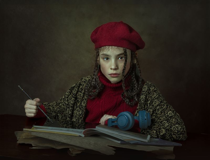 Портрет Юли в берете фото превью