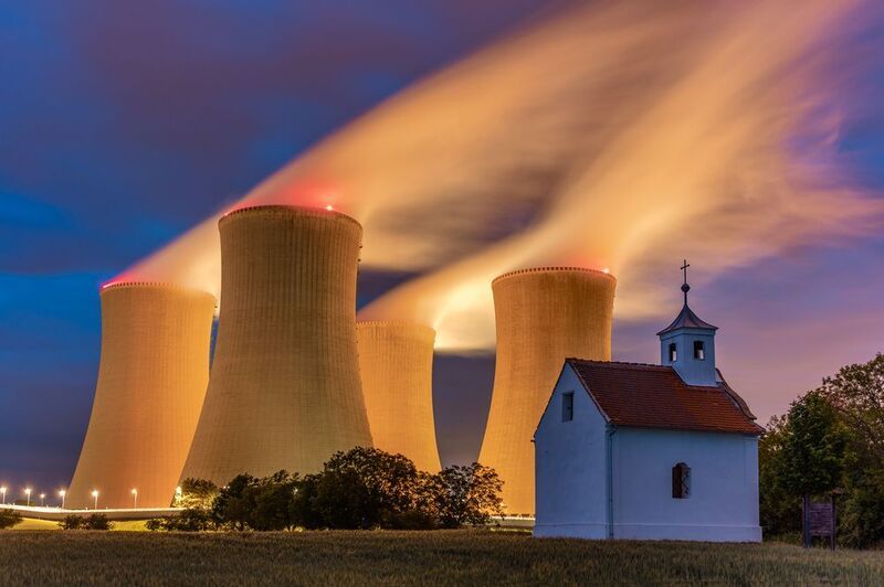 spring, moravia, sony, bloom, trees, czech, bohemia, field, tuscany, green, grass, dukovany, nuclear power plant, church Dukovany Nuclear Power Plant. фото превью