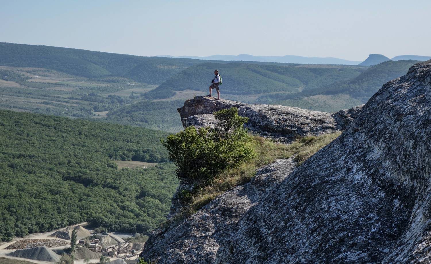 Россия, Крым, Скалистое, пещерный город Бакла, Гаврилов Юрий