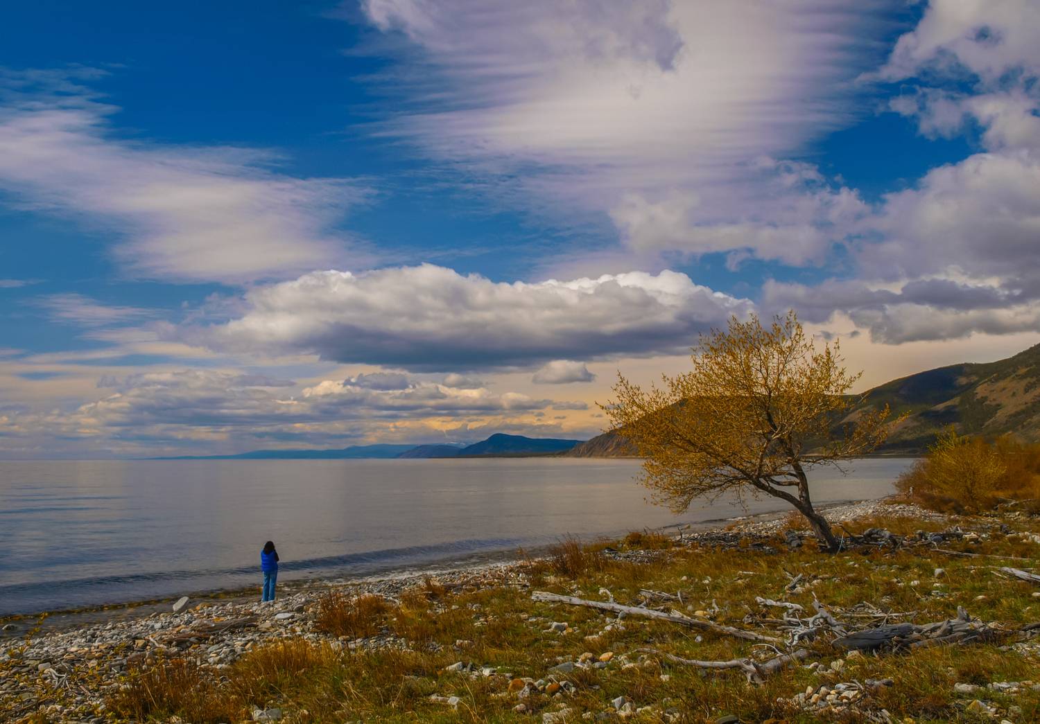 горы, озеро, пейзаж, облака, отражение, утро, весна, Мурзинов Виктор