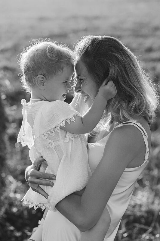 mother and daughter portrait Motherhood фото превью