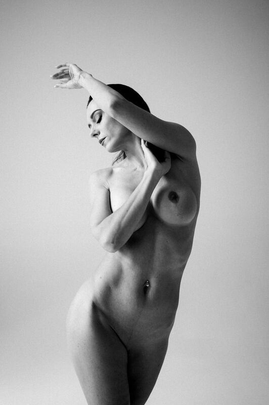 portrait, nude, woman, black and white * фото превью