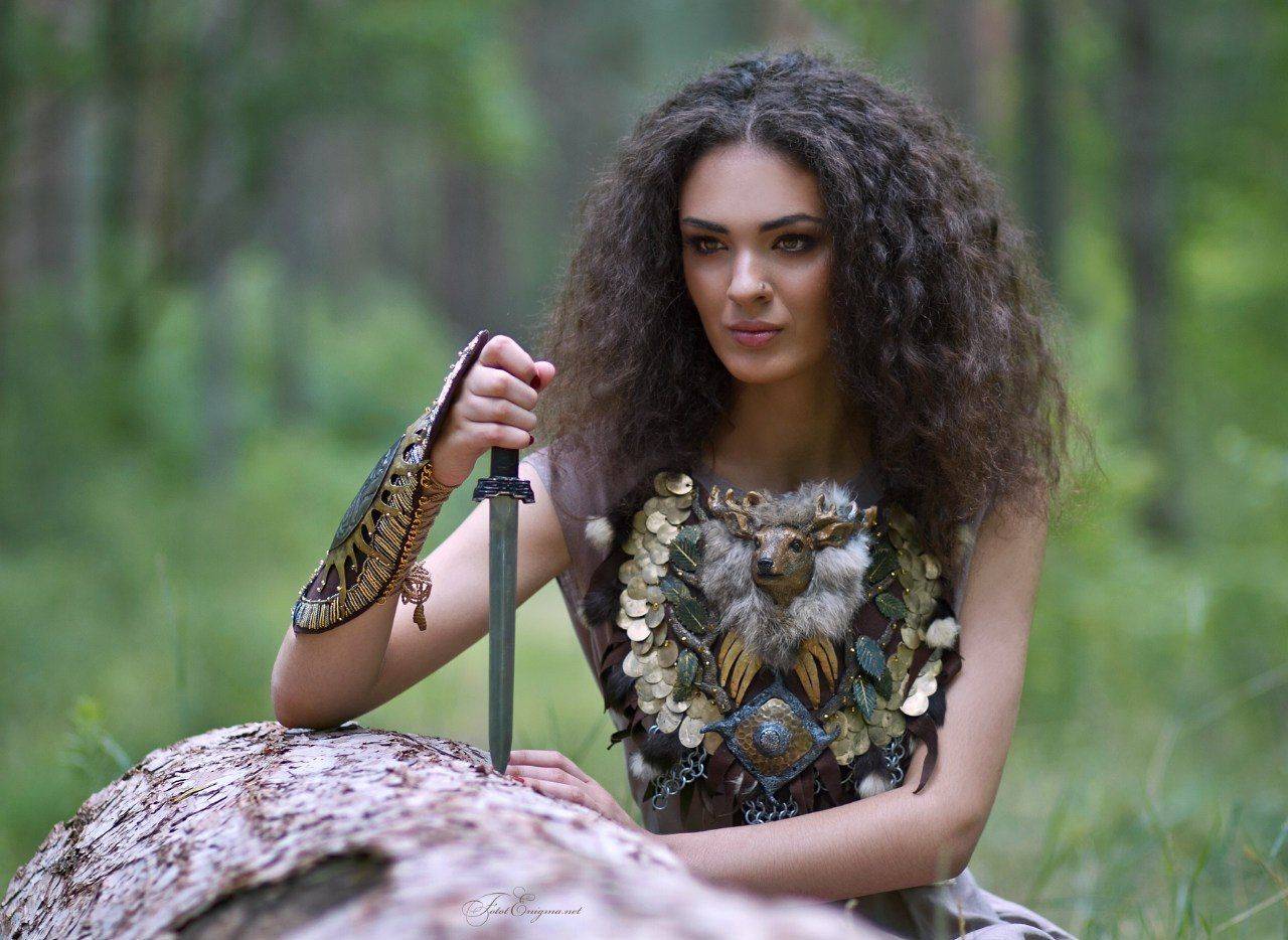 , Златовласка Виктория