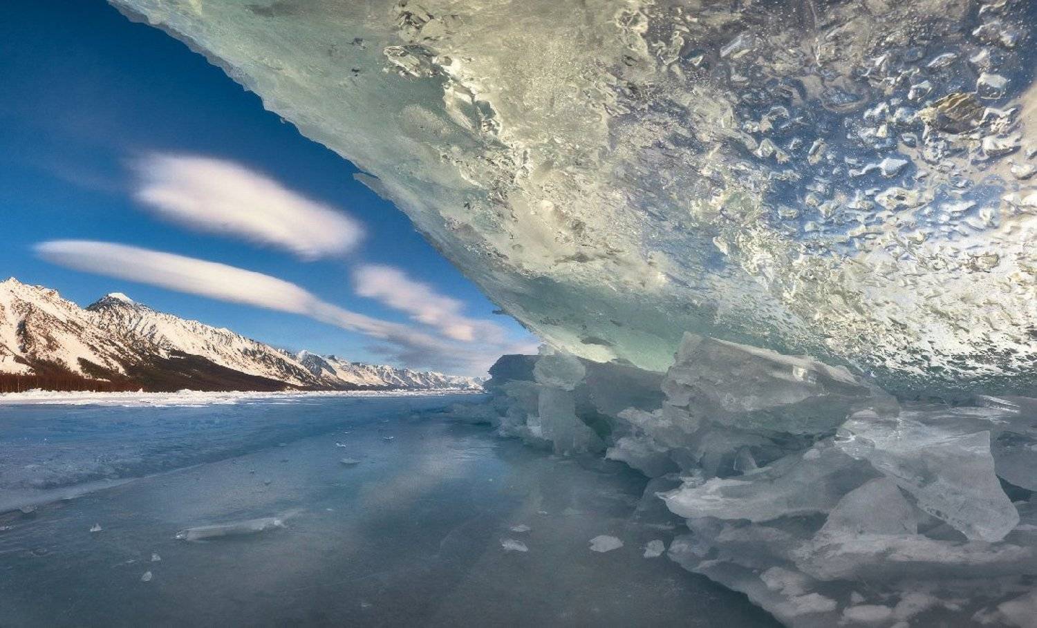 Байкал, зима, лёд, торосы, горы, небо, облака, Заворотный, Владимир Петрукович