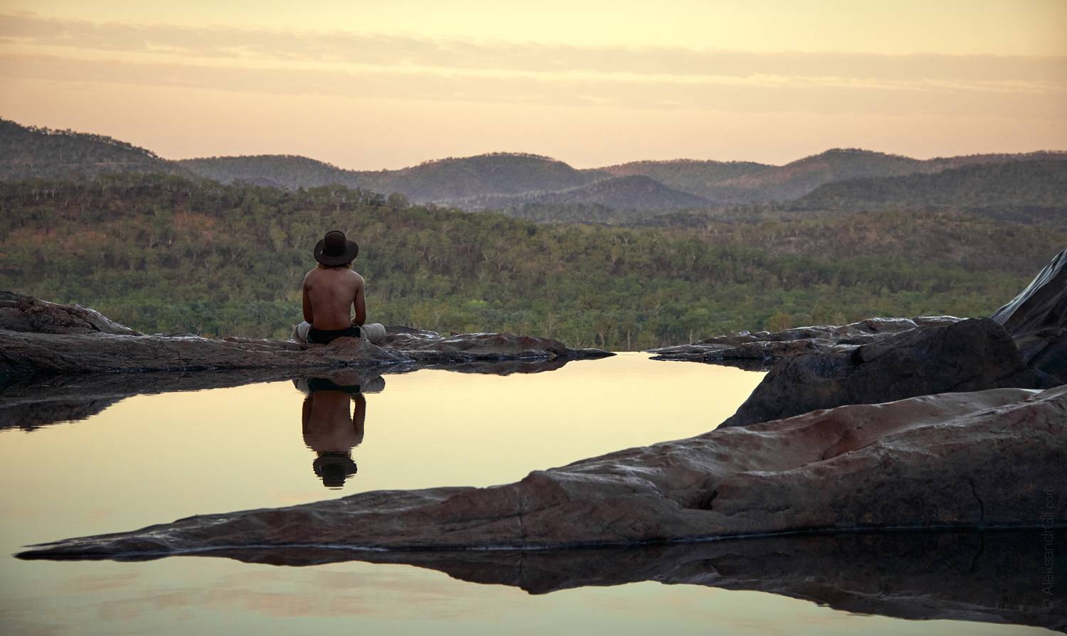 в, ожидании, восходящего, солнца, Гиль Александр