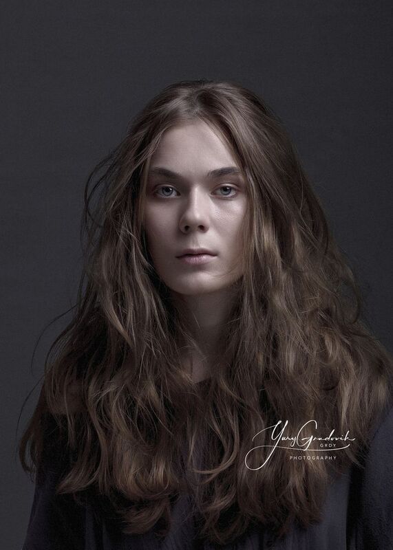 Нашедшего выход затаптывают первым.  фото превью