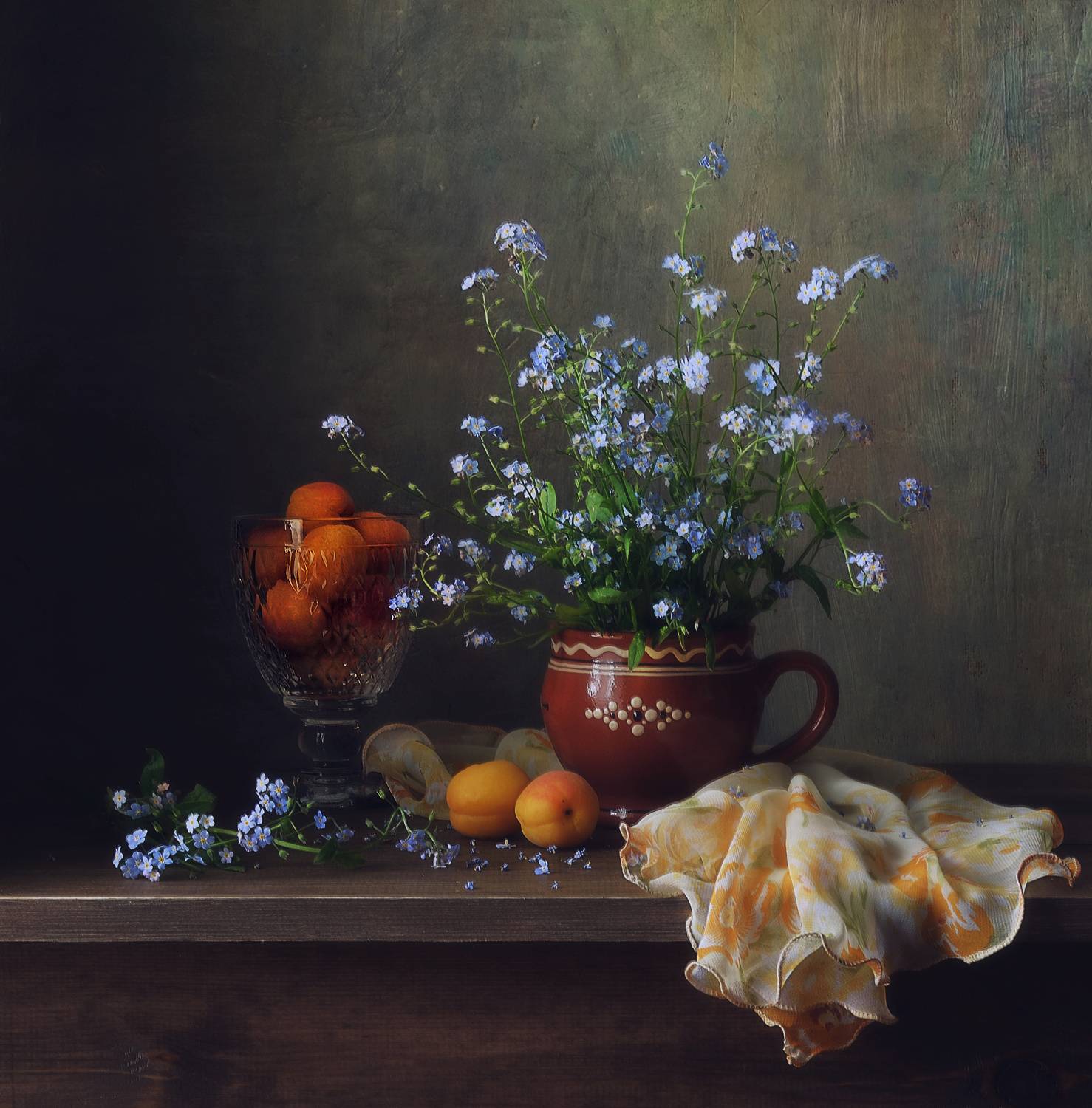 натюрморт,незабудки,цветы,лето,абрикосы, Наталия К