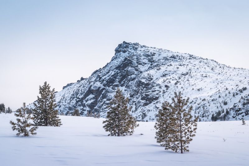 Зима, снег, Хамар-Дабан, Прибайкалье, закат Зимние скалы Прибайкалья фото превью