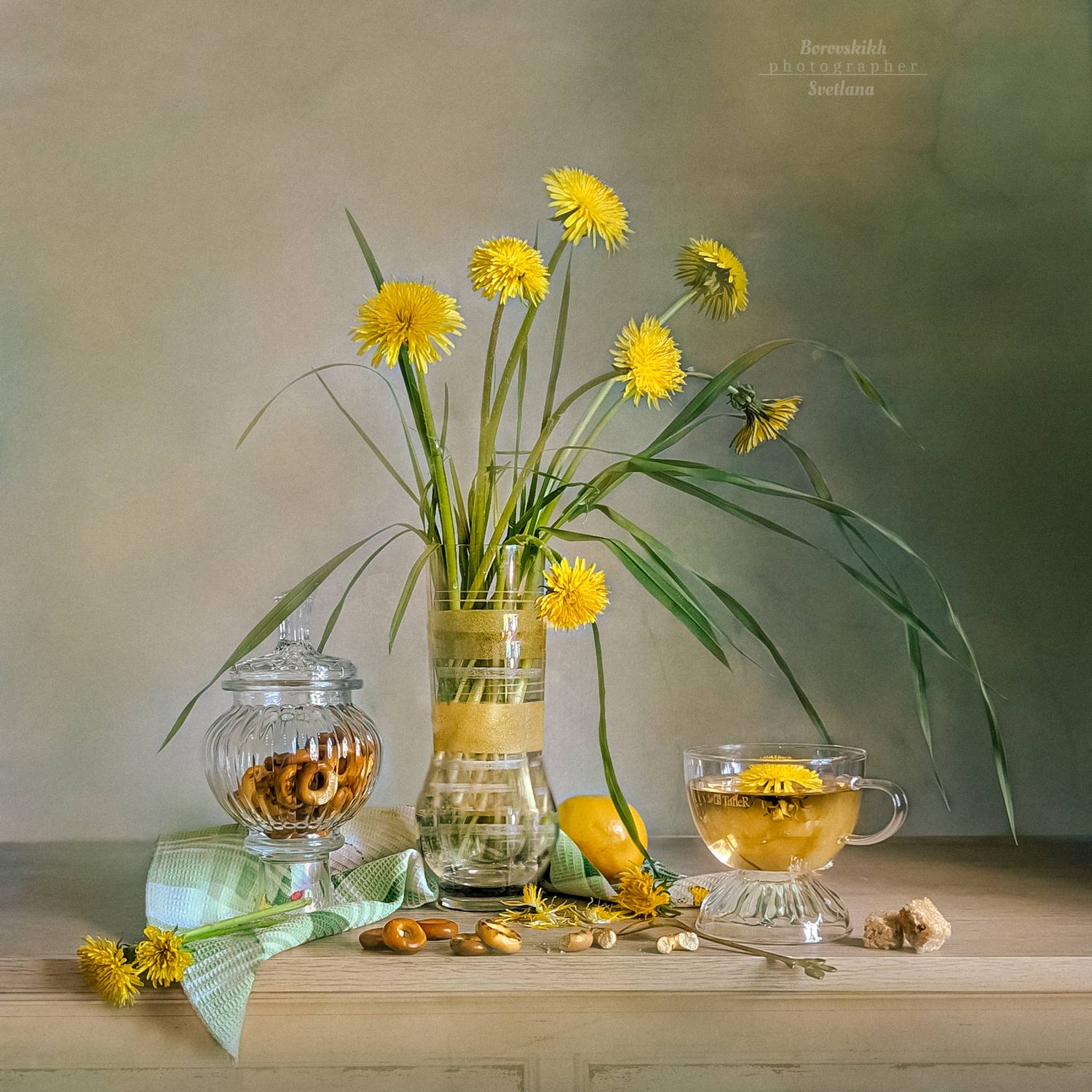 натюрморт, весна, одуванчики, чайные_истории, food_photo, цветы, фото на окне, фото на телефон, Боровских Светлана