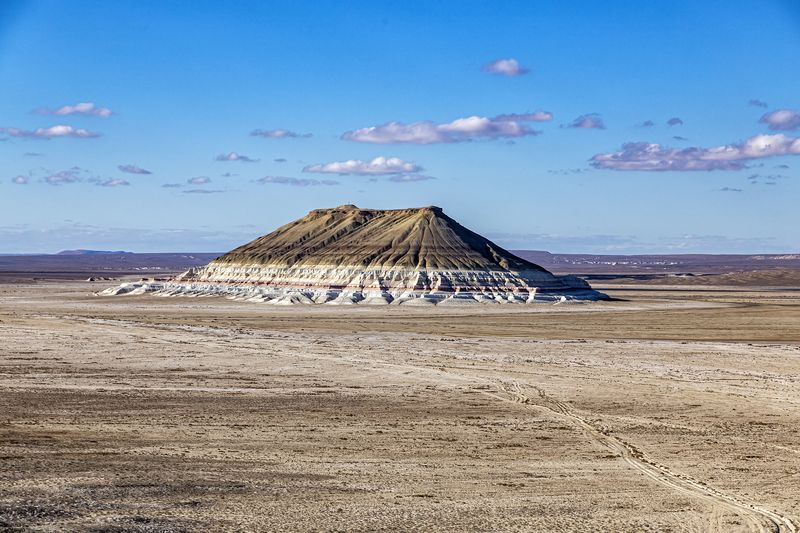 Айракты, Бозжира, Кокосем, Кокесем, Казахстан, Мангистау, Каньон, Тузбаир, отражение, Клыки, Корабль, Бокты, Лензбол, Арка, Закат, рассвет, день, пейзаж, долина шаров, яйца динозавров, Шергала, Тетис, Тирамису, Устюрт, Национальный парк, нацпарк, тучи, об Бокты фото превью