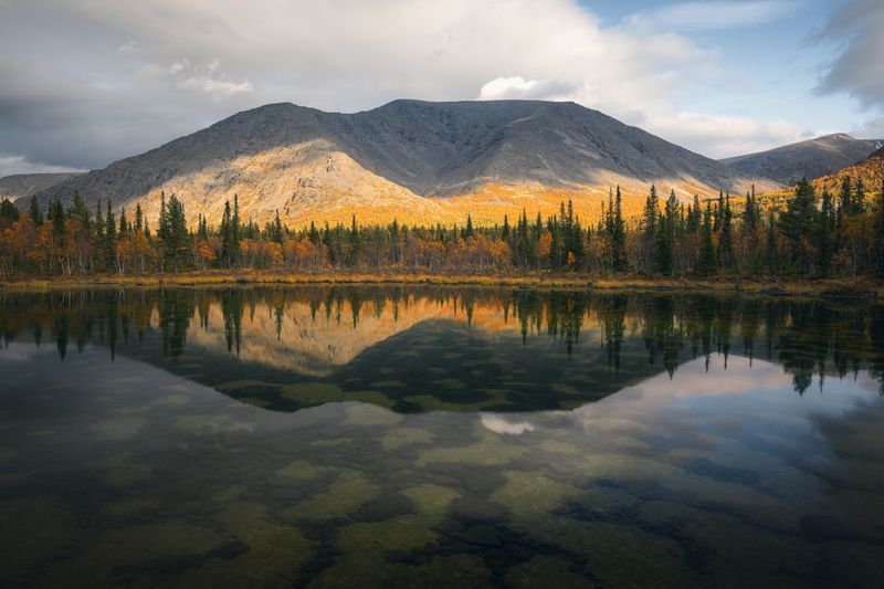 nature, landscape, autumn, outdoors, mountain, forest, water, reflection, beauty, tree, cloud, sky, yellow, tranquil, blue, green, пейзаж, горы, хибины, полигональные озера, отражение, осень Зеркальце фото превью