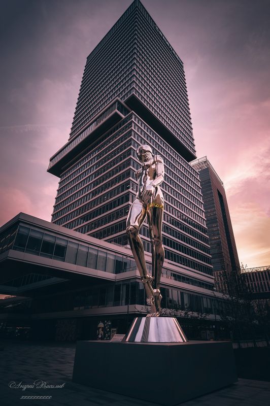 архитектура, современная архитектура, современная скульптура, городской пейзаж, Шанхай, Китай, Хадзимэ Сораяма. Современная архитектура. Шанхай, Китай. Работа японского художника Хадзимэ Сораяма. фото превью