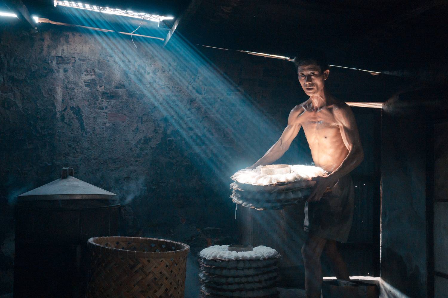 chelf; male portrait; street; dailylife; cake; food; travel; vietnam; binhthuan;, Do Trung