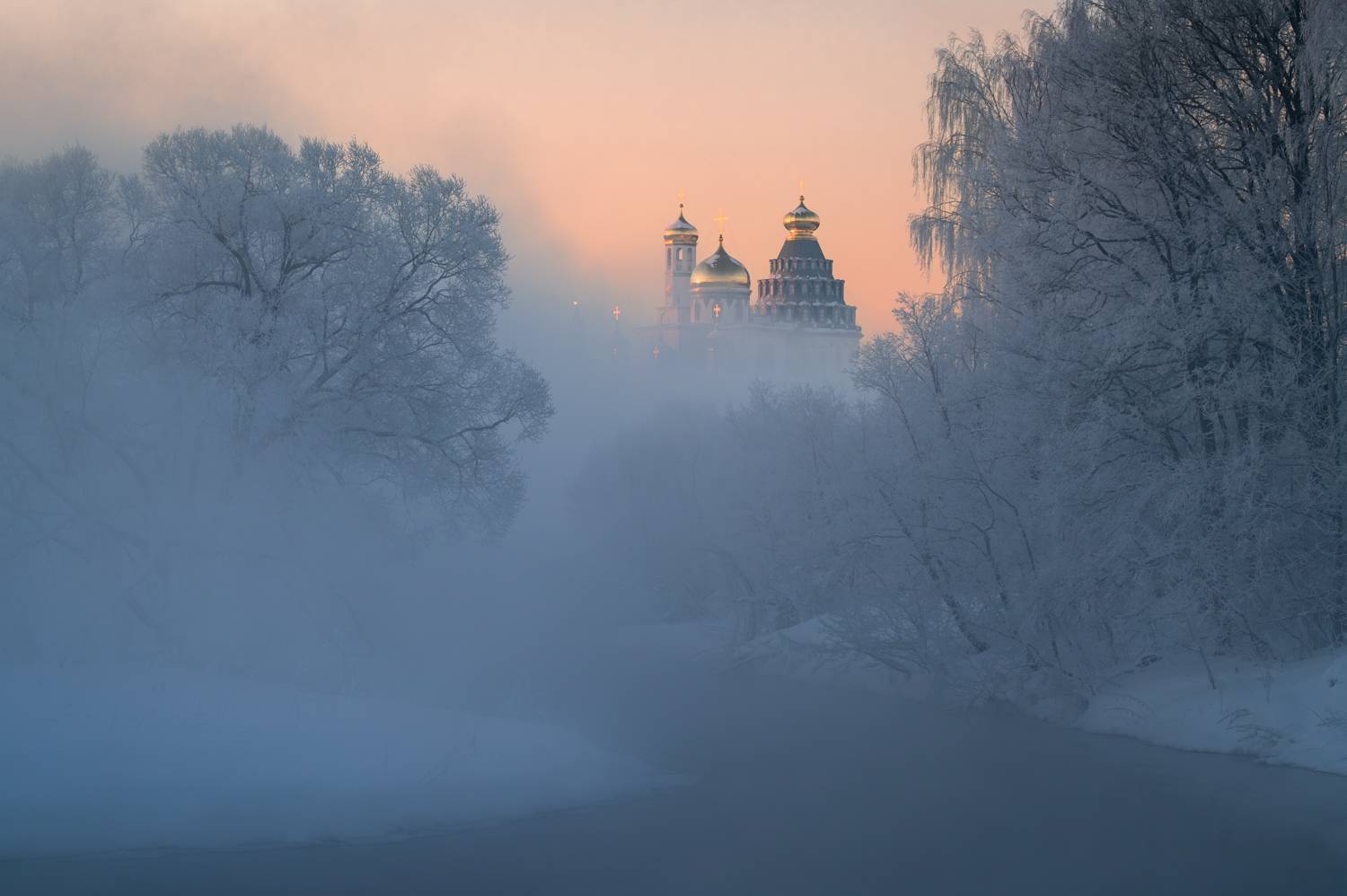 россия, истра, мороз, утро, зима, туман, храм, церковь, православие, монастырь, новый иерусалим, московская область, Ракичевич Томислав