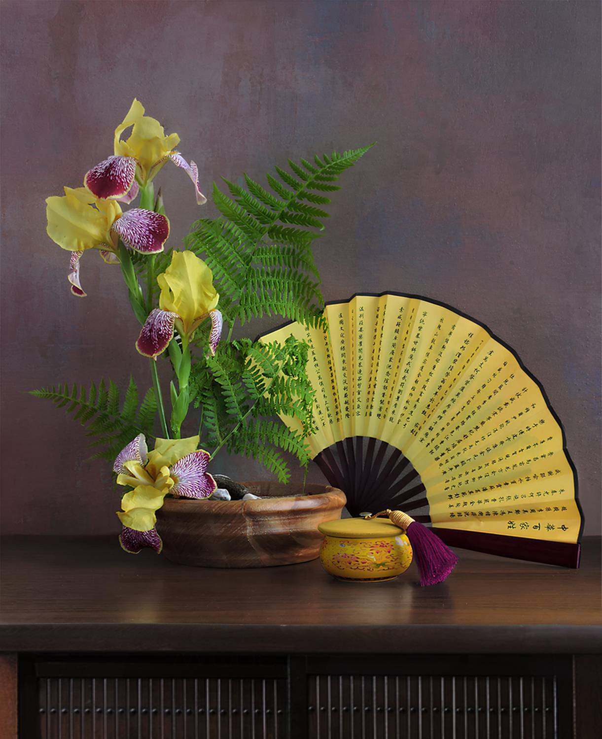 натюрморт, китай, веер, ирисы,, Elena Pankova