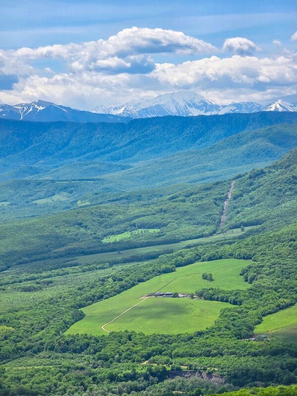Весна в горах Адыгеи. фото превью