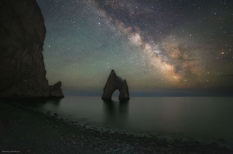 крым, коктебель, млечный путь, астропейзаж, скалы, ночь, золотые ворота Шейтан-Капу  фото превью