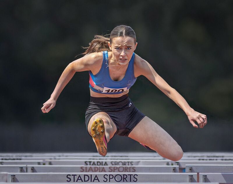 #sports #sports_photography #Hurdles Lucie in full flight фото превью