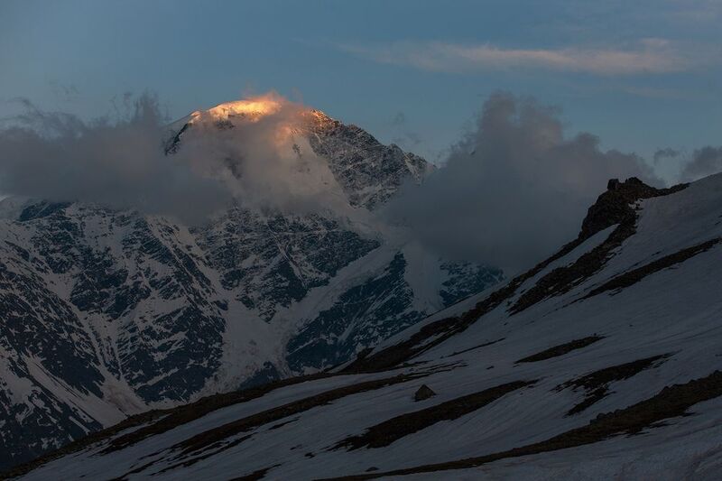 донгузорун, кабардино-балкария Последние лучи уходящего дня фото превью
