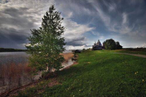 Кижи перед грозой