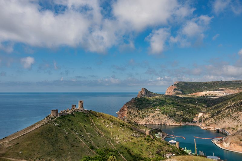 Над Балаклавой фото превью
