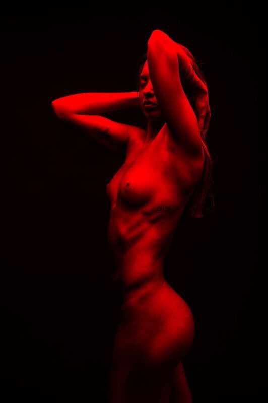 red фото превью