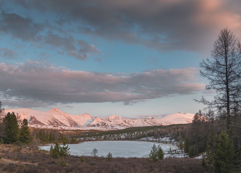 горы, снег, озеро, горное озеро, снежные вершины, Алтай Горный Алтай фото превью