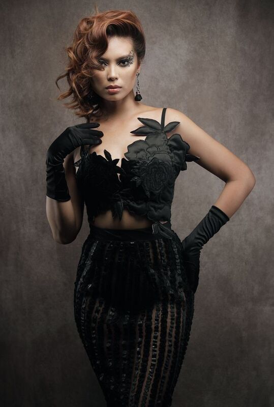 J Y E фото превью