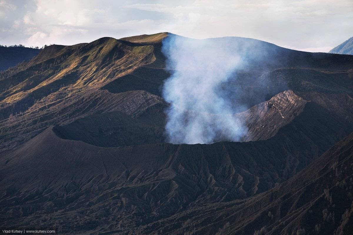 вулкан, Бромо,извержение, дым, лава, путешествие, Ява, Индонезия, Bromo, volcano, Java, Indonesia, ash, eruption, smog, Владимир Куцый