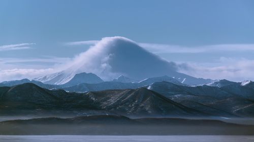 Плюшевый вулкан