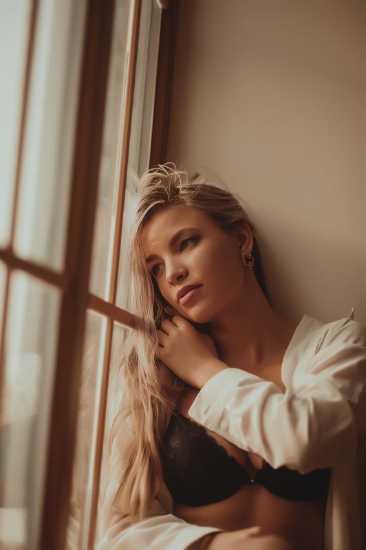 Ню, Портрет девушки, Рубашка  фото превью