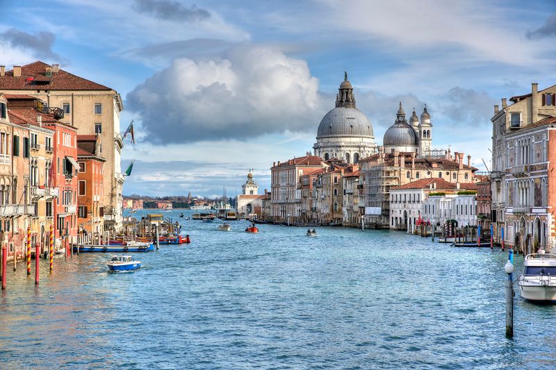 Santa Maria della Salute, Венеция, Италия, путешествия, вода, лодка, небо вид на Santa Maria della Salute фото превью