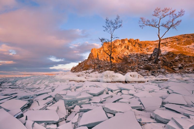 Лед, скалы, закат, Байкал, Ольхон, Малое Море Теплое на холодном фото превью