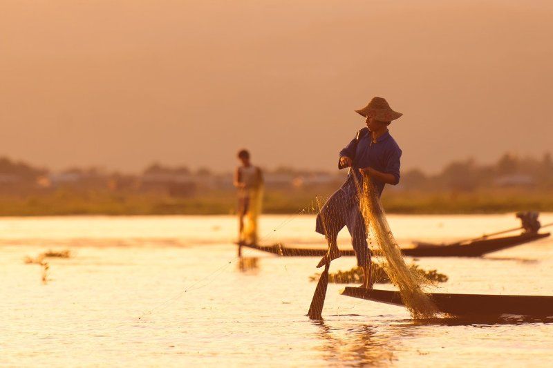 Рыбаки Инта. Бирма. фото превью