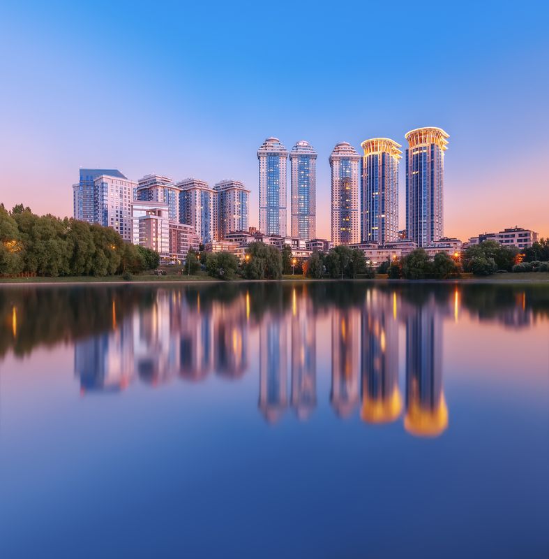 москва, жк, городской пейзаж, moscow, пруд Мосфильмовский пруд и ЖК Воробьевы горы фото превью