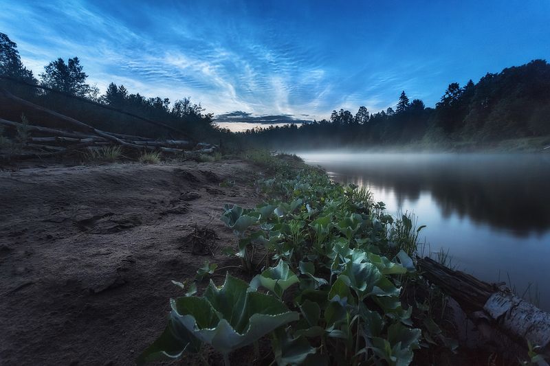 Серебристые облака на реке Кильмезь. фото превью