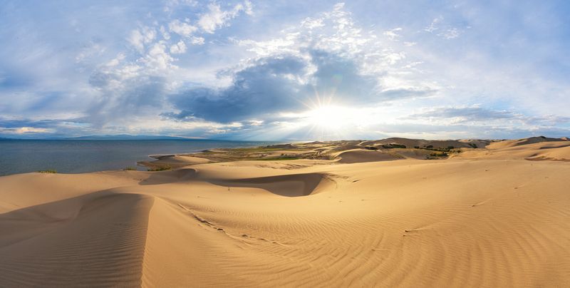 Закат в песках Монгол-Элс фото превью
